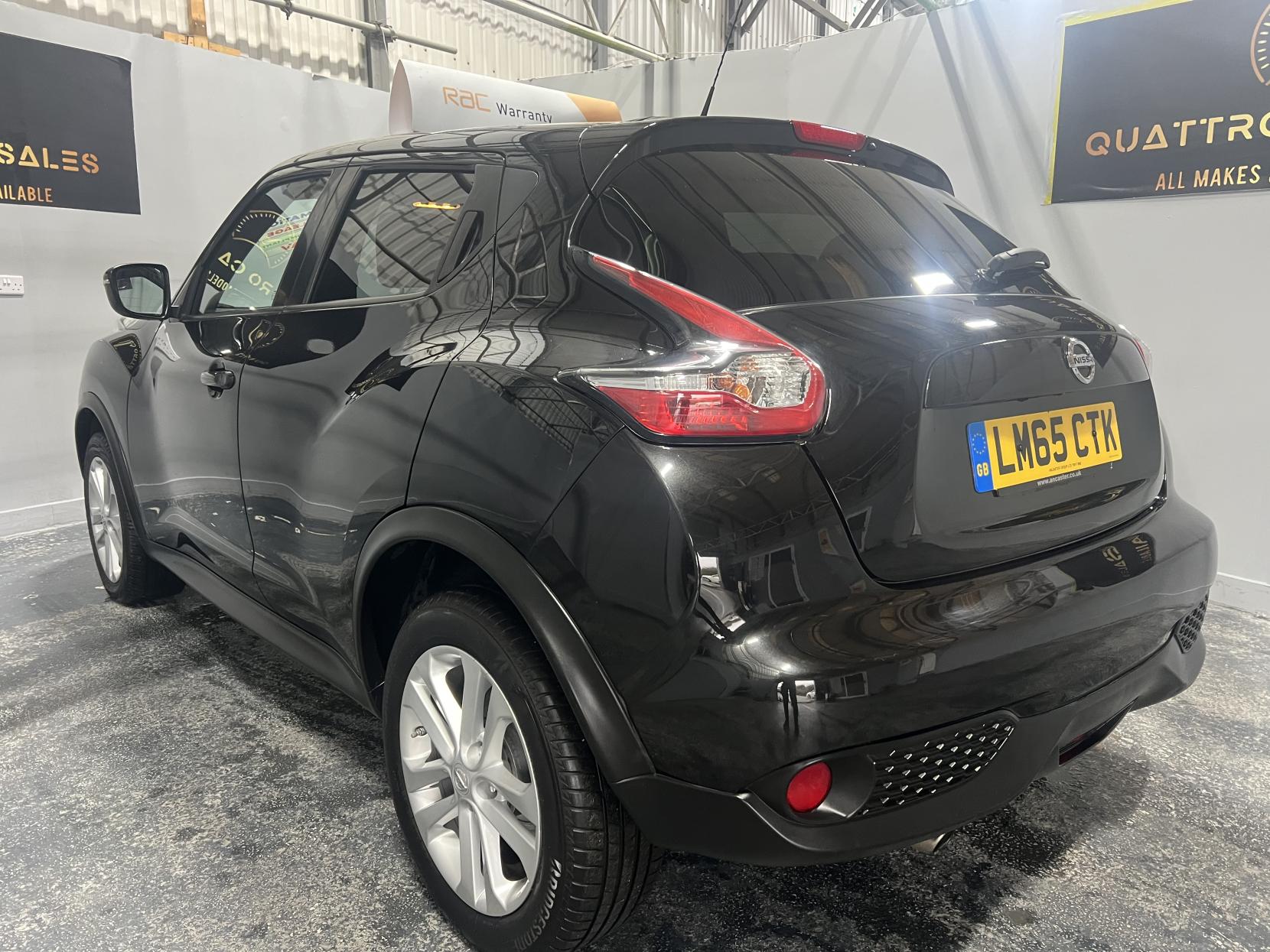 Nissan Juke 1.6 Acenta Premium SUV 5dr Petrol XTRON Euro 5 (117 ps)