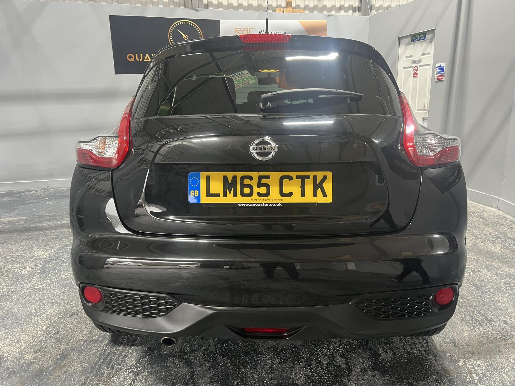 Nissan Juke 1.6 Acenta Premium SUV 5dr Petrol XTRON Euro 5 (117 ps)