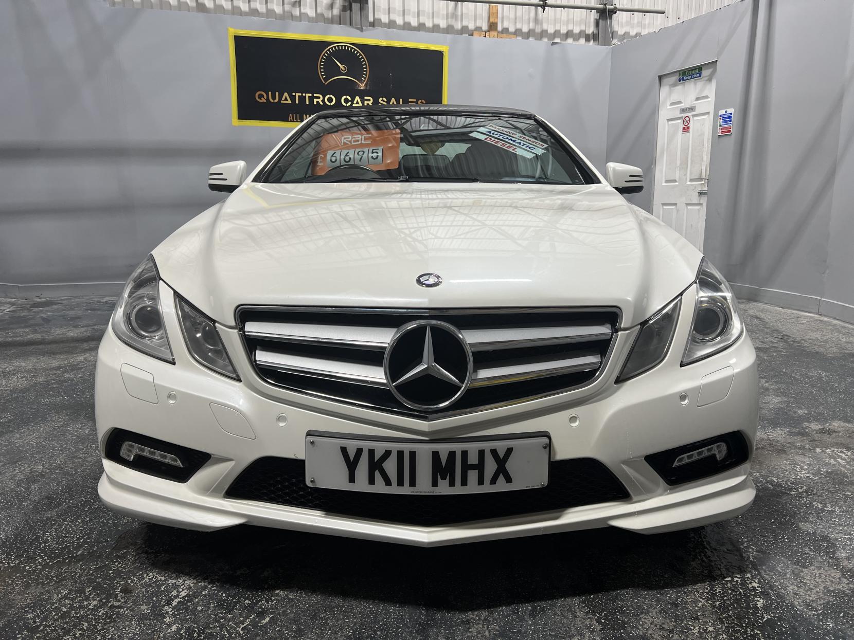 Mercedes-Benz E Class 1.8 E250 CGI BlueEfficiency Sport Cabriolet 2dr Petrol Tiptronic Euro 5 (204 ps)