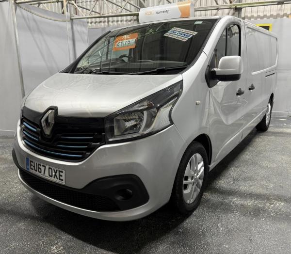 Renault Trafic 1.6 dCi 29 Sport Nav Panel Van 5dr Diesel Manual LWB Standard Roof Euro 6 (120 ps)